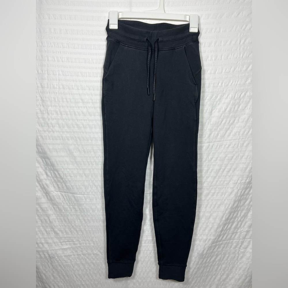 Lululemon Black Drawstring Jogger Sweatpants Size 2